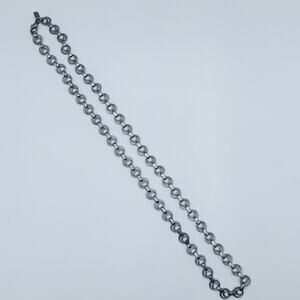 Vintage Lady Remington Silver 24 in Necklace